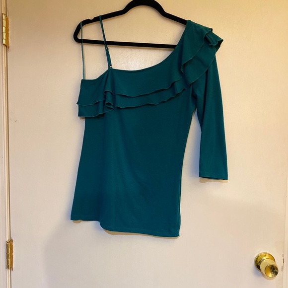 Shirt - Picture 2 of 3